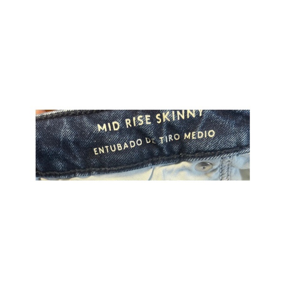 Universal Thread Mid Rise Skinny Distressed Jeans - Picture 4 of 5